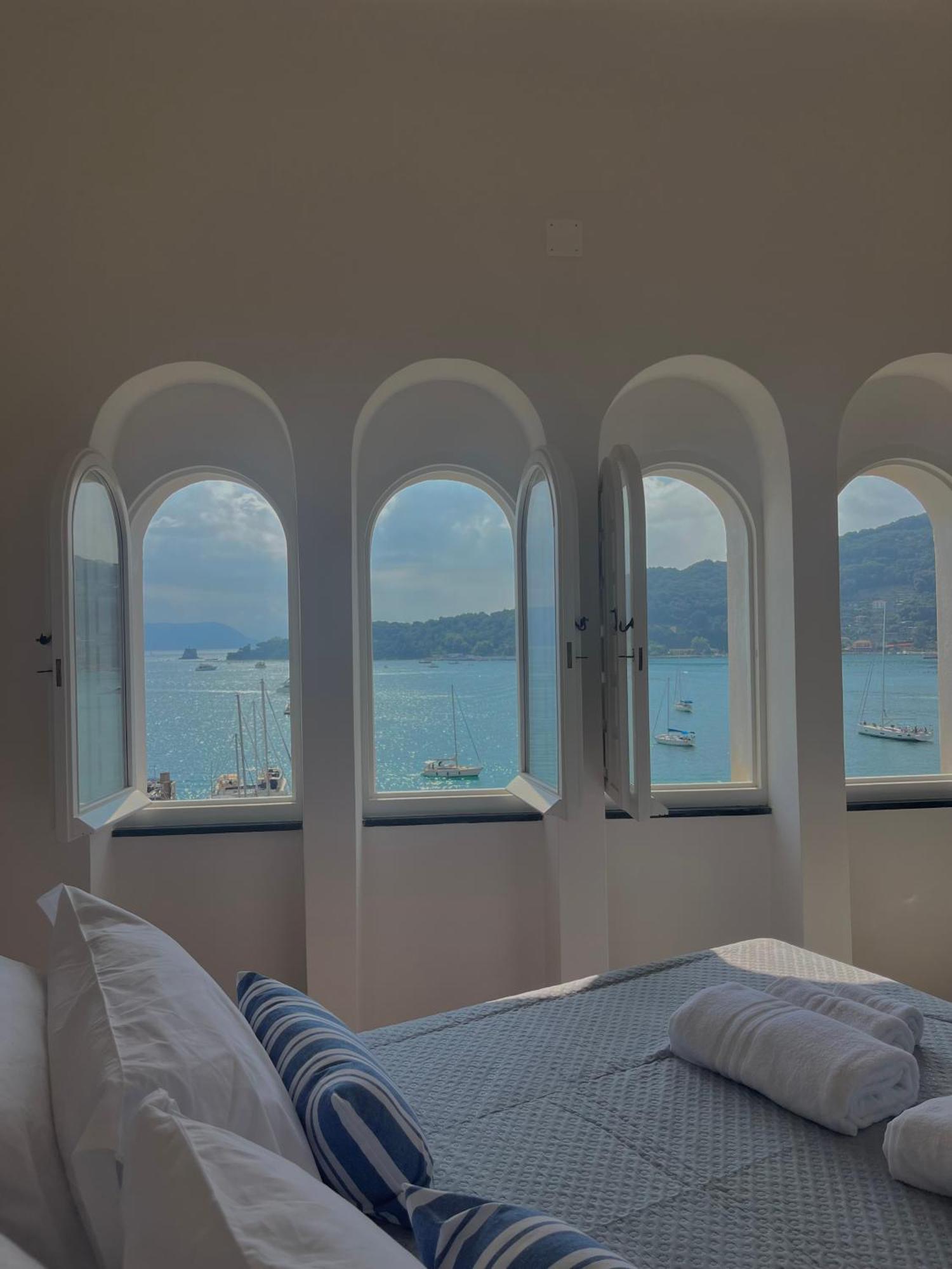 Le Finestre Veneris Otel Porto Venere Dış mekan fotoğraf