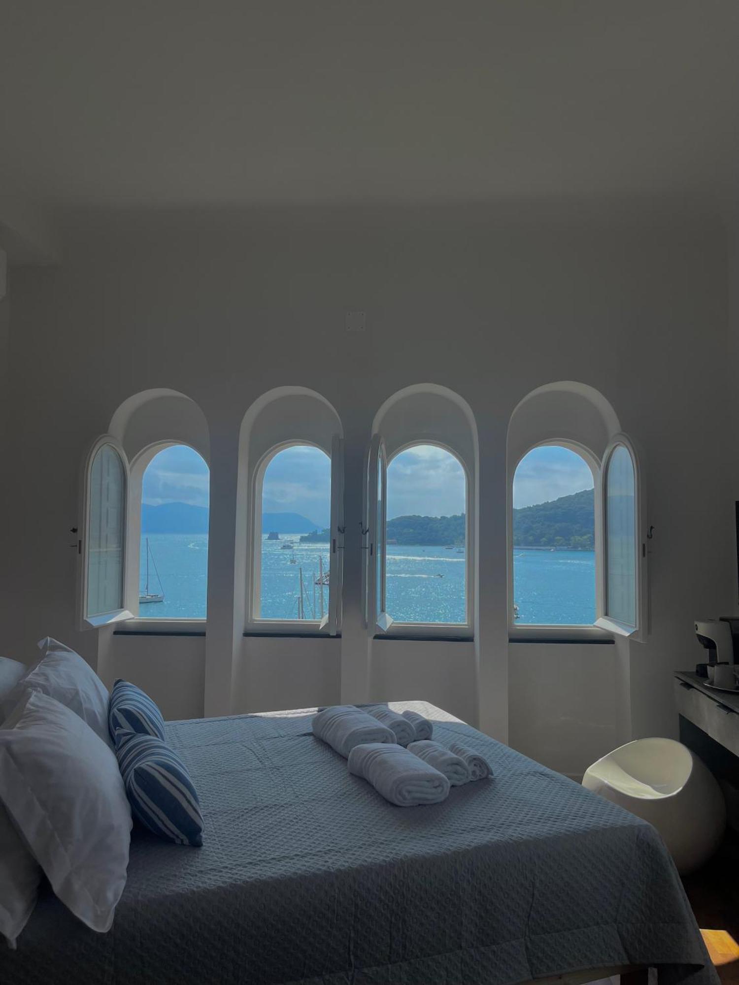 Le Finestre Veneris Otel Porto Venere Dış mekan fotoğraf