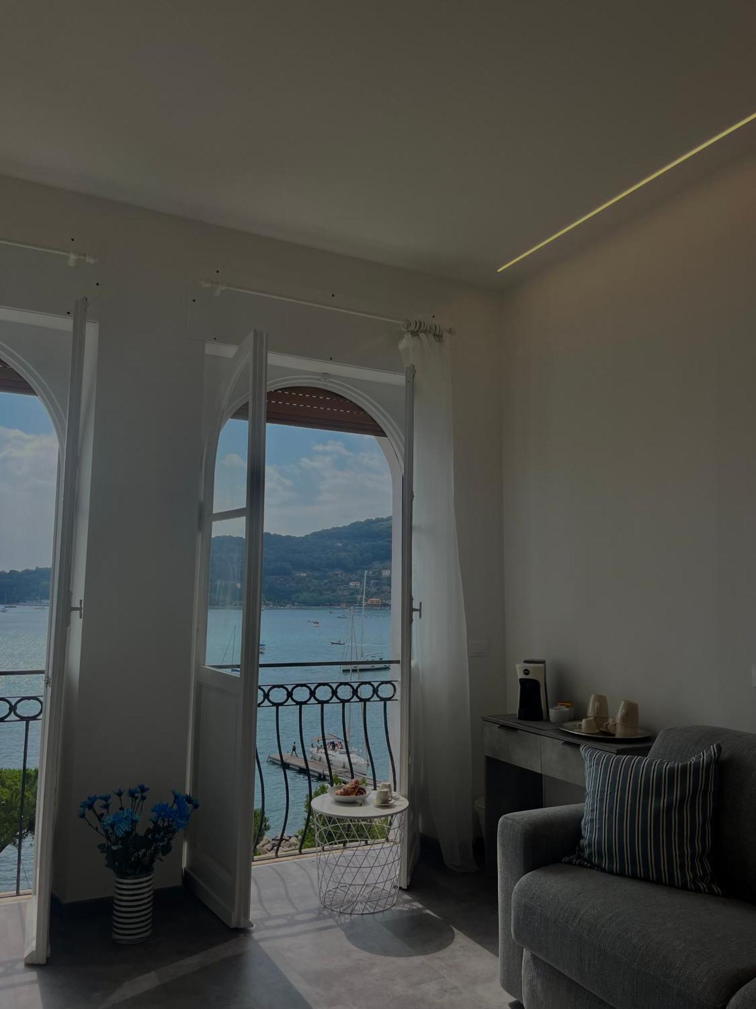 Le Finestre Veneris Otel Porto Venere Dış mekan fotoğraf